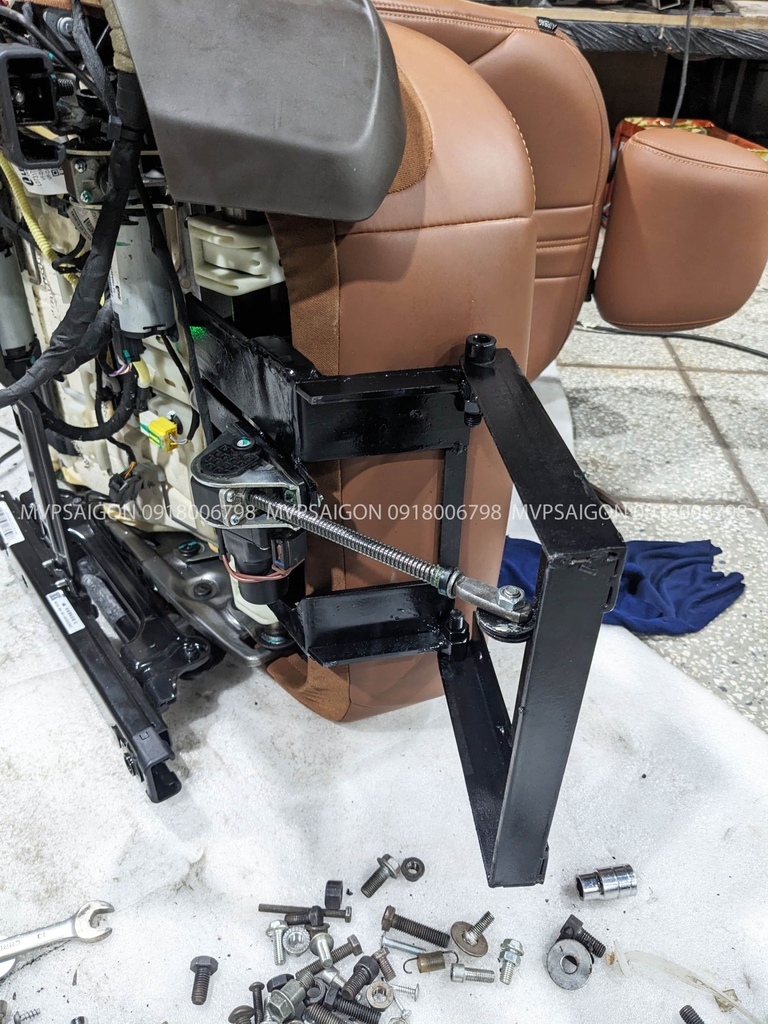 Vinfast Lux SA độ nâng chân chỉnh điện