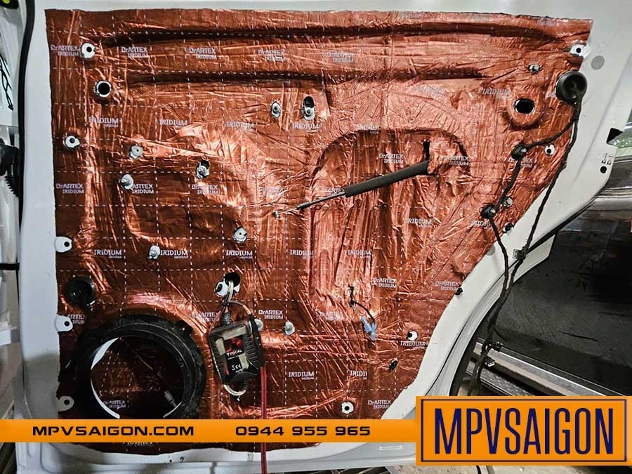 VINFAST VF7 NÂNG CẤP FOCAL - ÂM THANH TỪ PHÁP VỚI CHI PHÍ HỢP LÝ