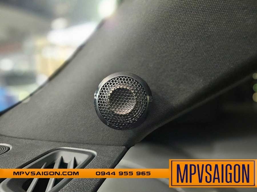 VINFAST VF7 NÂNG CẤP FOCAL - ÂM THANH TỪ PHÁP VỚI CHI PHÍ HỢP LÝ