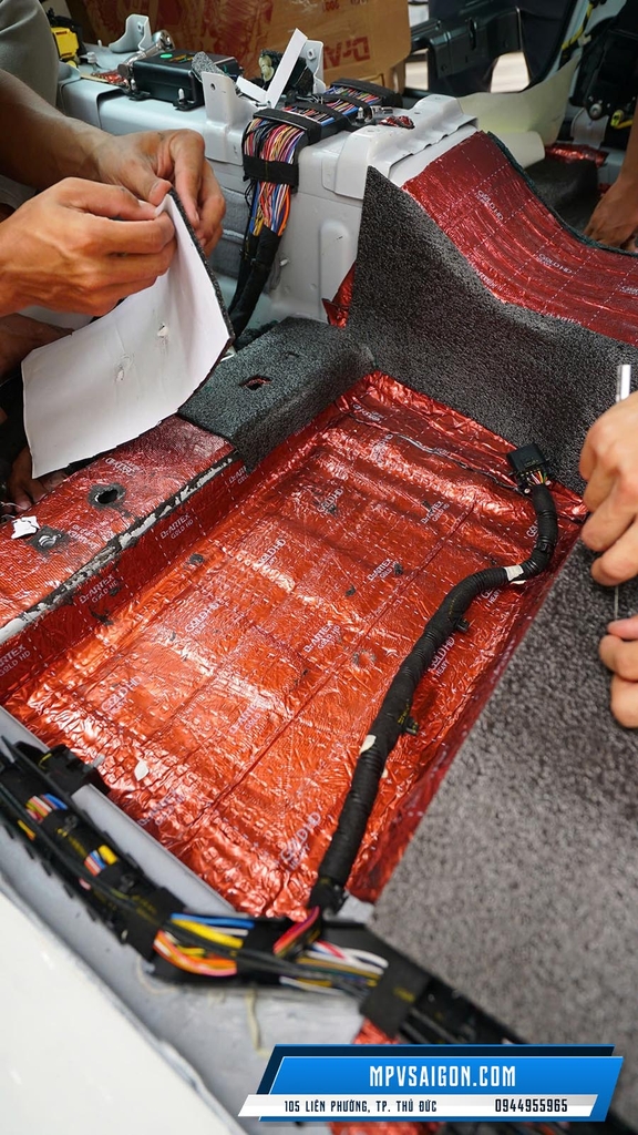 VINFAST VF8 THI CÔNG CÁCH ÂM TOÀN DIỆN VỚI DR ARTEX