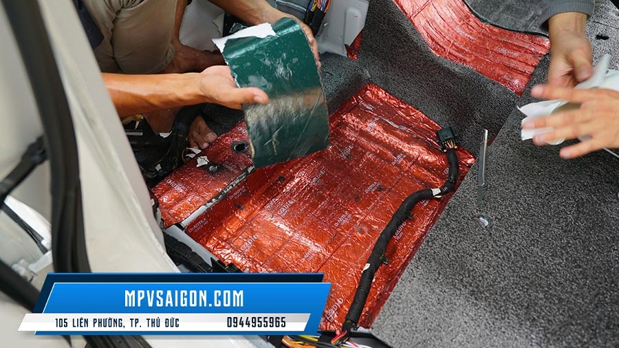 VINFAST VF8 THI CÔNG CÁCH ÂM TOÀN DIỆN VỚI DR ARTEX