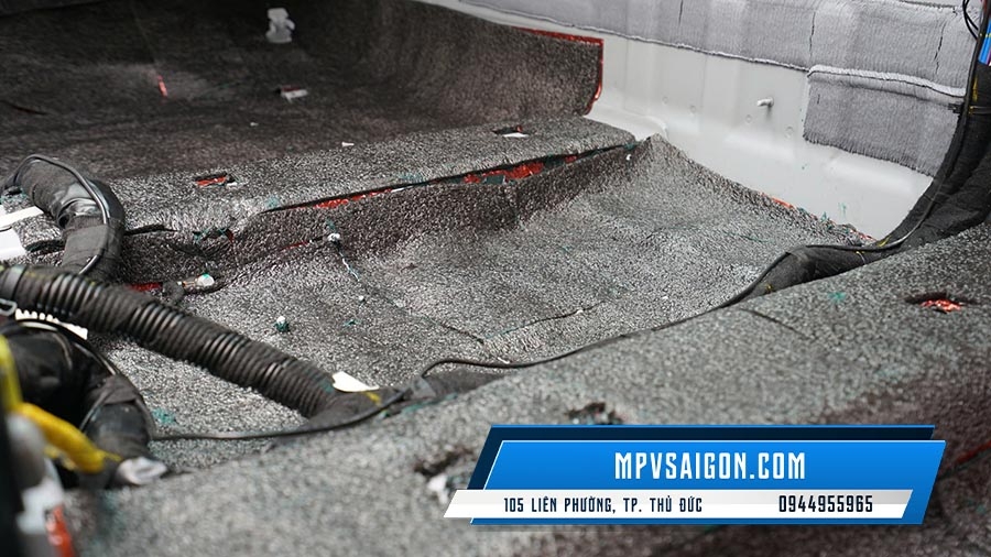 VINFAST VF8 THI CÔNG CÁCH ÂM TOÀN DIỆN VỚI DR ARTEX