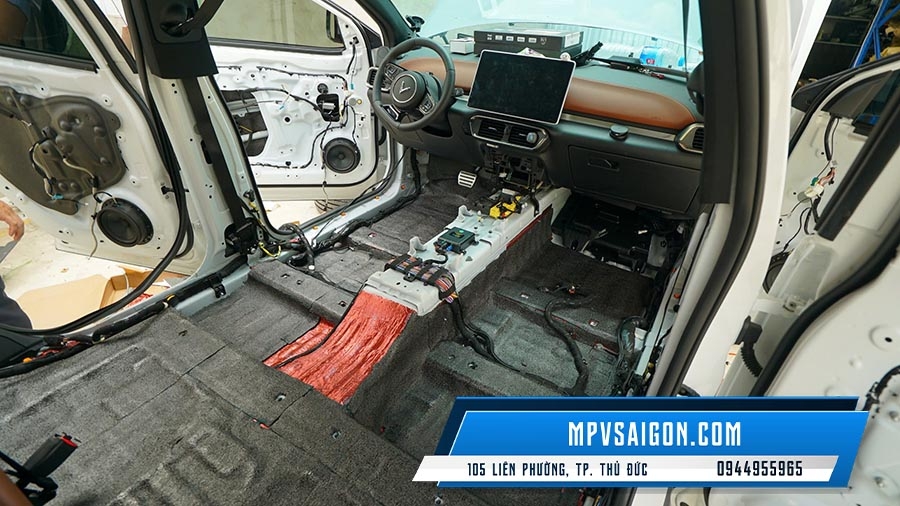 VINFAST VF8 THI CÔNG CÁCH ÂM TOÀN DIỆN VỚI DR ARTEX