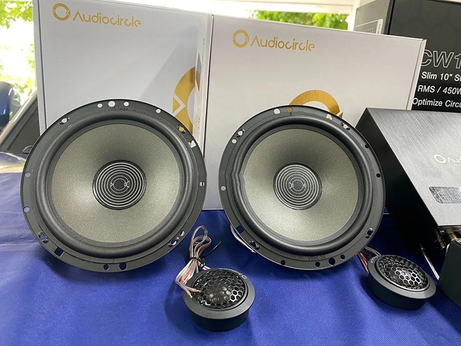 VINFAST VF9 NÂNG TẦM TRẢI NGHIỆM VỚI HỆ THỐNG LOA AUDIOCIRCLE HI-END