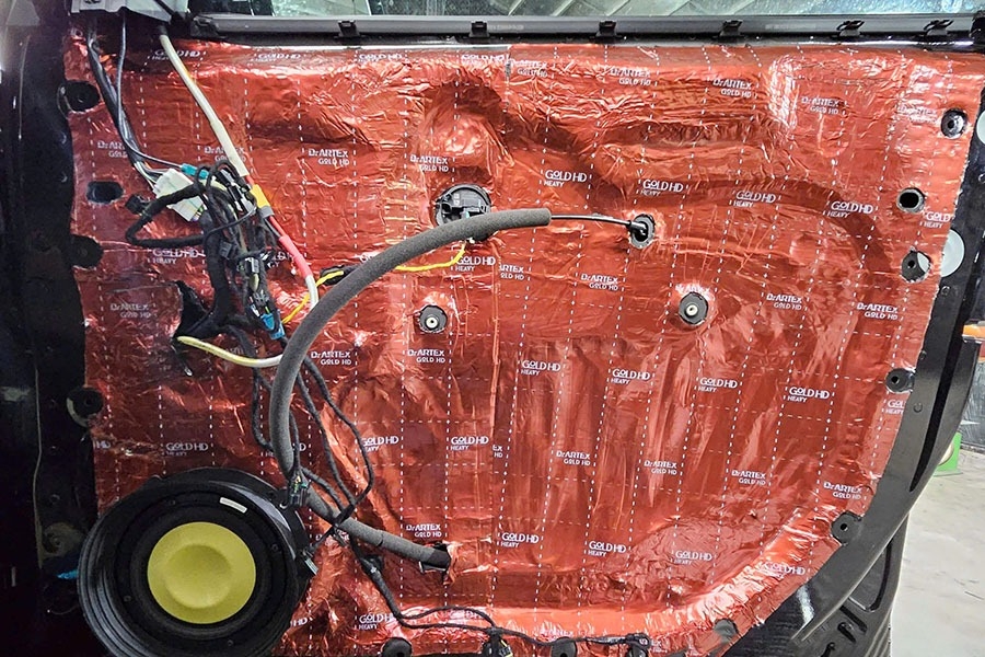 VINFAST VF9 VỚI 13 LOA FOCAL CHẤT ÂM ĐỈNH CAO TỪ PHÁP TẠI MPVSAIGON