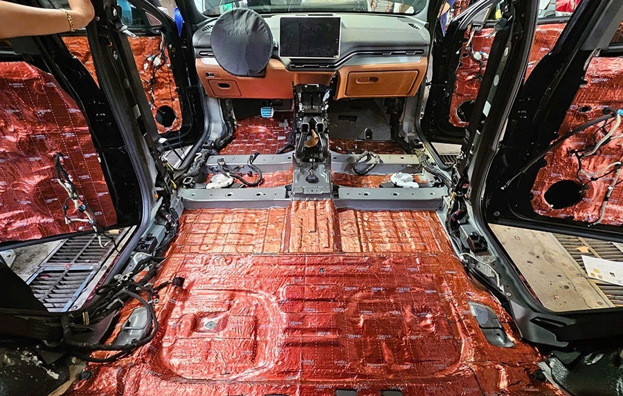 VINFAST VF9 VỚI 13 LOA FOCAL CHẤT ÂM ĐỈNH CAO TỪ PHÁP TẠI MPVSAIGON