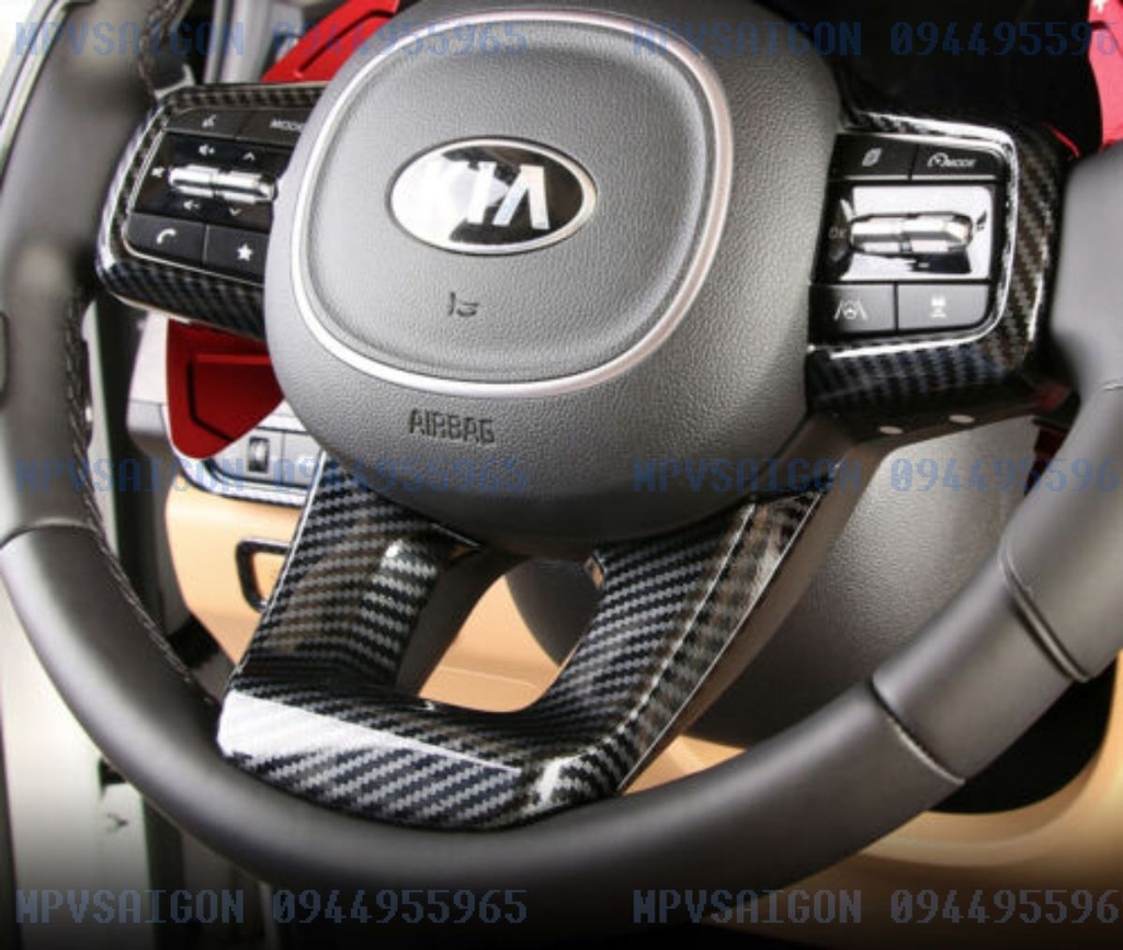 Kia Carnival 2024 độ vô lăng carbon: kinh nghiệm và báo giá