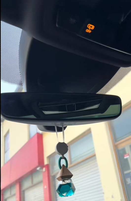 Volkswagen Golf 8 với gói nâng cấp R-Line: Đẳng cấp thể thao và công nghệ hiện đại