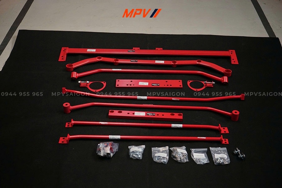 VOLKSWAGEN GOLF: BỘ THANH GIẰNG CÂN BẰNG XE (STRUT BAR)