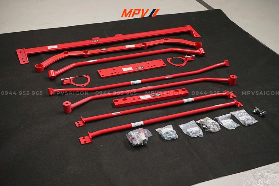 VOLKSWAGEN GOLF: BỘ THANH GIẰNG CÂN BẰNG XE (STRUT BAR)