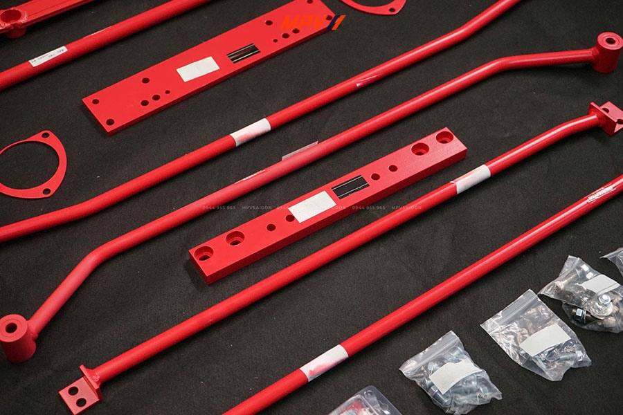 VOLKSWAGEN GOLF: BỘ THANH GIẰNG CÂN BẰNG XE (STRUT BAR)