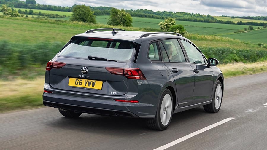 VOLKSWAGEN GOLF – ĐỊNH NGHĨA LẠI CHUẨN MỰC HATCHBACK CAO CẤP