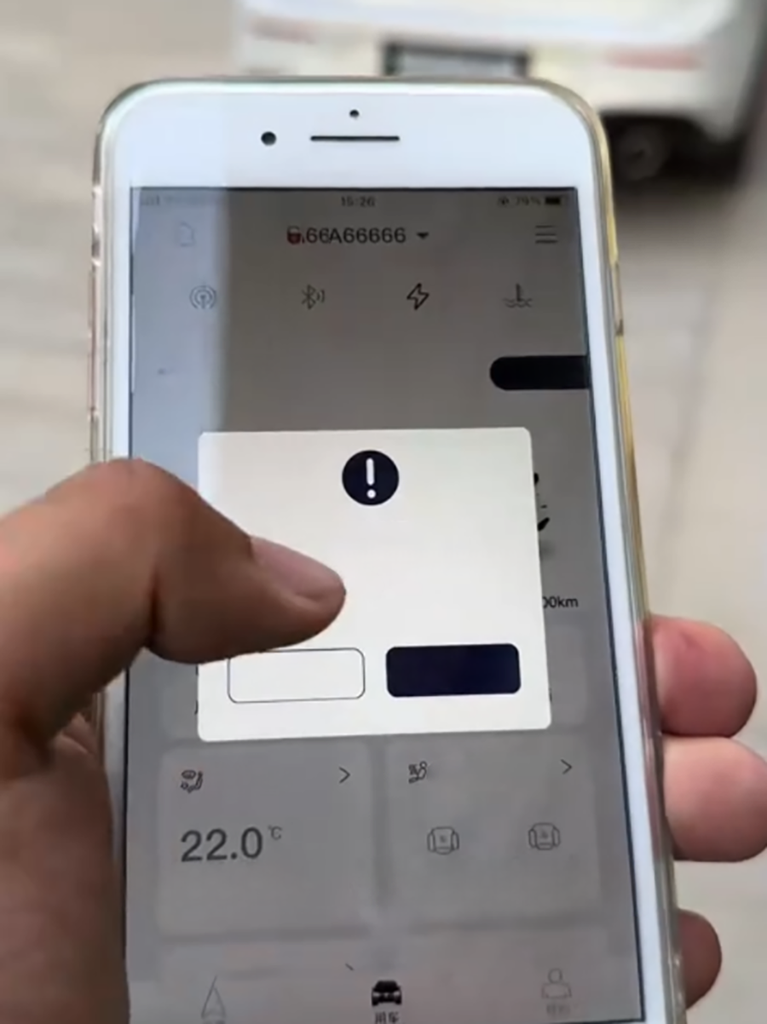 VOLKSWAGEN GOLF - NÂNG CẤP CỐP ĐIỆN HIỆN ĐẠI