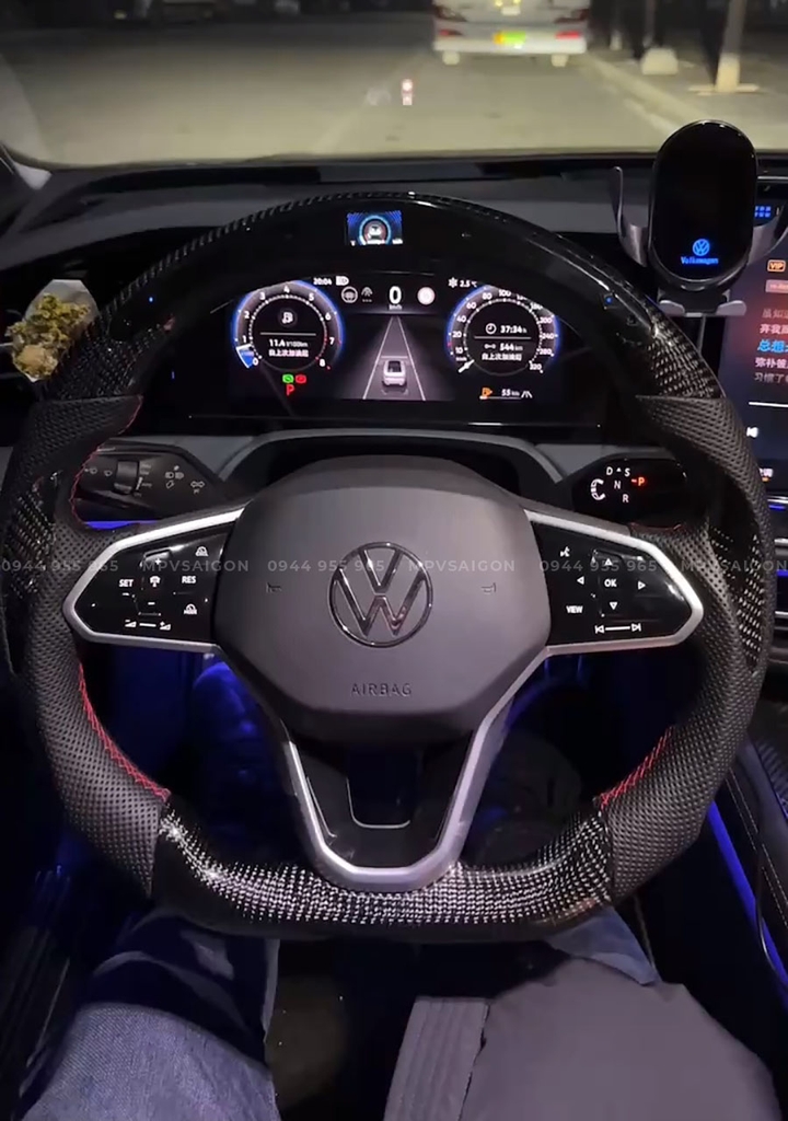 VOLKSWAGEN GOLF – NÂNG CẤP VÔ LĂNG CARBON VOLKSWAGEN GOLF 8