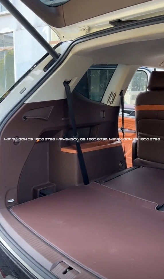 Volkswagen Teramont độ ghế Limousine Nami 2.0 - bọc da đổi màu nội thất