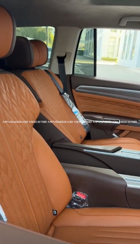 Volkswagen Teramont độ ghế Limousine Nami 2.0 - bọc da đổi màu nội thất