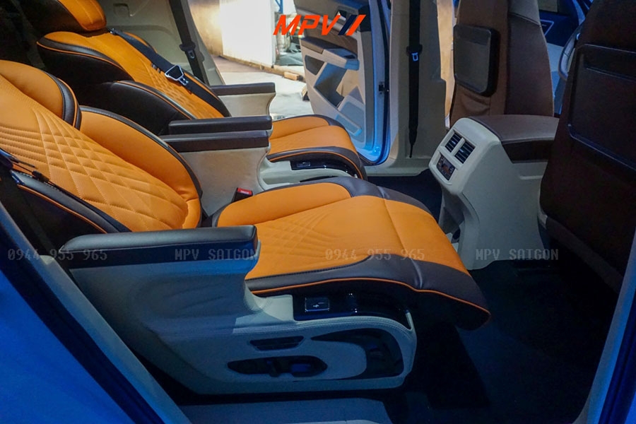 Volkswagen Teramont đổi màu nội thất: Phối màu sang trọng, thi công chuẩn zin