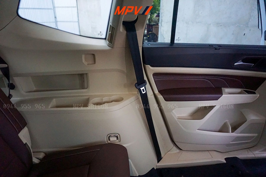 Volkswagen Teramont đổi màu nội thất: Phối màu sang trọng, thi công chuẩn zin