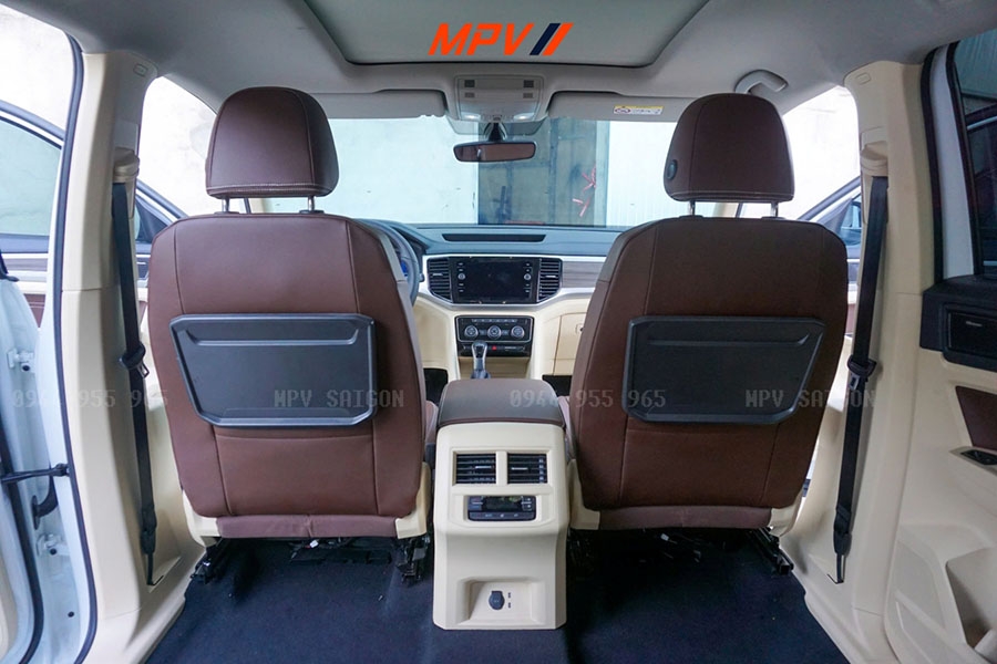 Volkswagen Teramont đổi màu nội thất: Phối màu sang trọng, thi công chuẩn zin