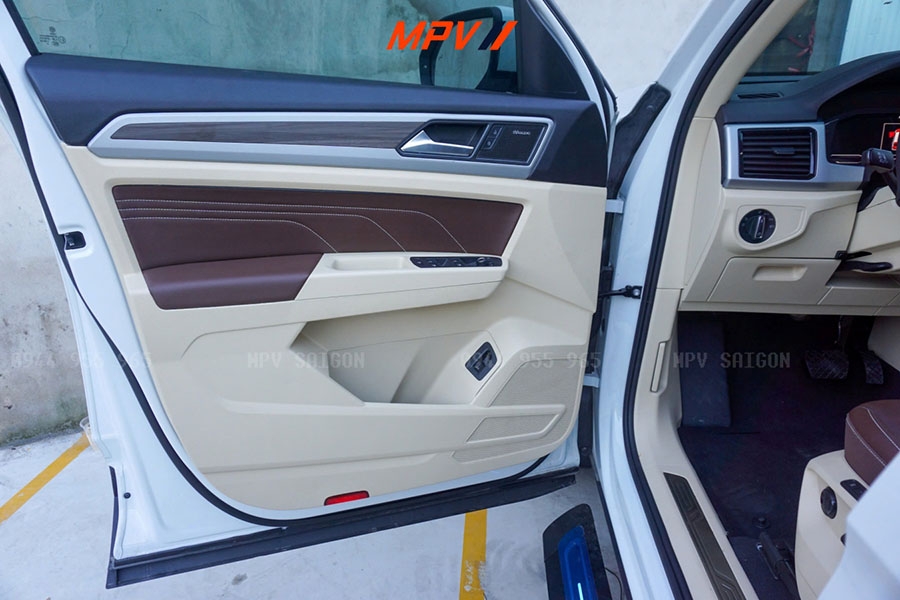 Volkswagen Teramont đổi màu nội thất: Phối màu sang trọng, thi công chuẩn zin