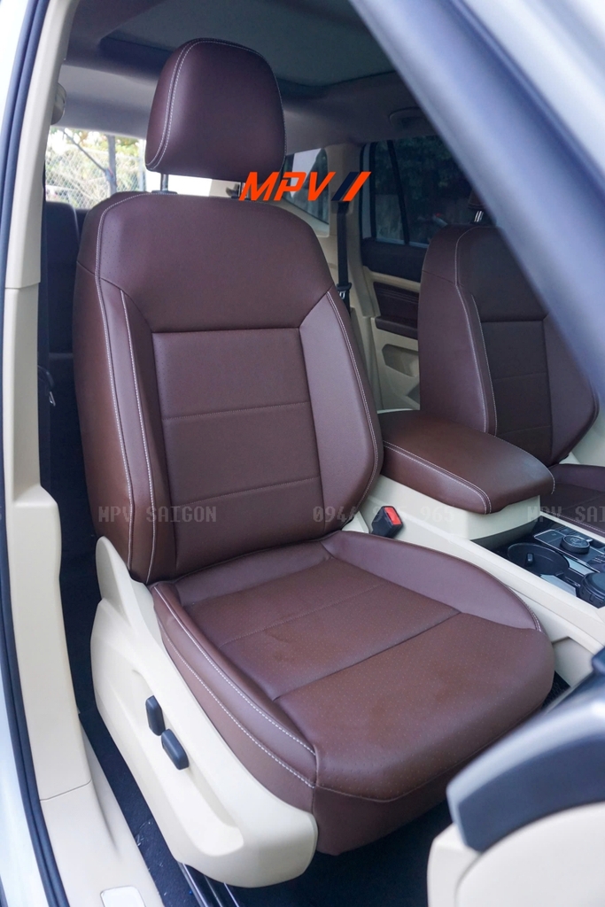 Volkswagen Teramont đổi màu nội thất: Phối màu sang trọng, thi công chuẩn zin