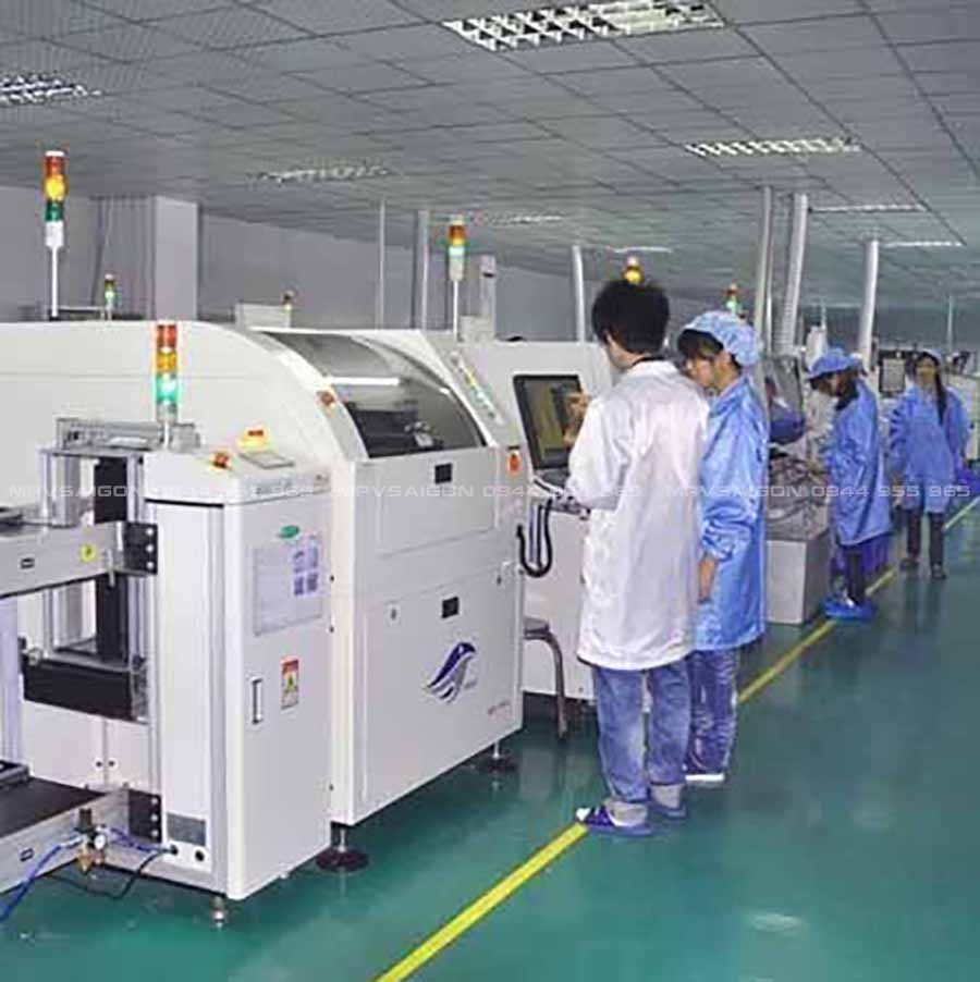 VOLKSWAGEN TERAMONT NÂNG CẤP CỬA HÍT ĐIỆN TỰ ĐỘNG