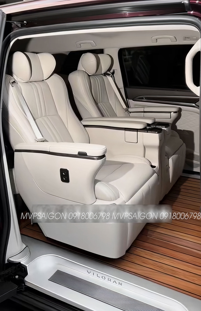 Volkswagen Viloran độ ghế limousine Alphard cao cấp