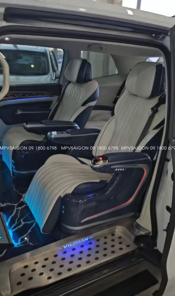 Volkswagen Viloran độ ghế Limousine Crystal 2.0/ Crystal 4.0