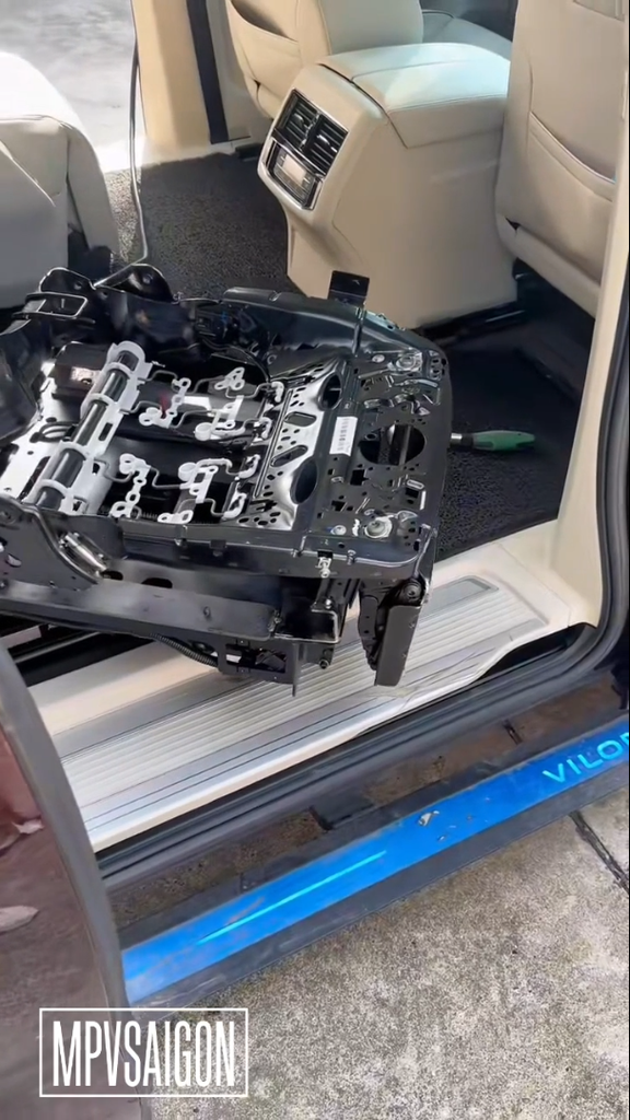 Hệ thống nâng hạ ghế Viloran nguyên bản cho người già người khuyết tật