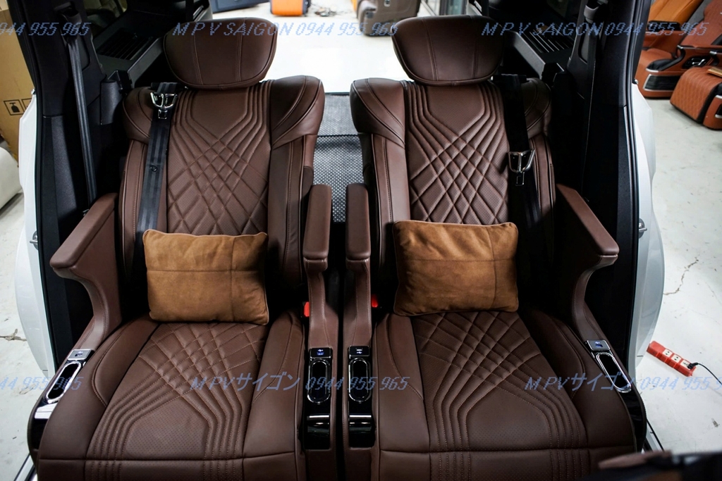 VOLVO XC90 độ ghế thương gia Limousine matxa: Kinh nghiệm và báo giá mới nhất