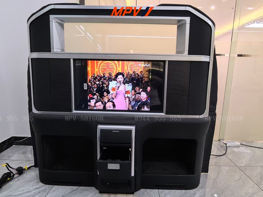 TOYOTA ALPHARD NÂNG CẤP BẢN 4 CHỖ LM CÓ VÁCH NGĂN