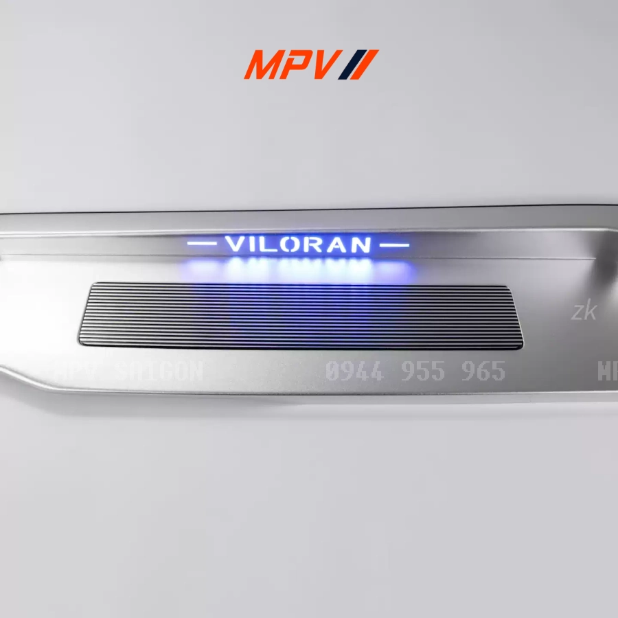 Ốp nhôm chống trầy bậc lên xuống có LED xe Viloran