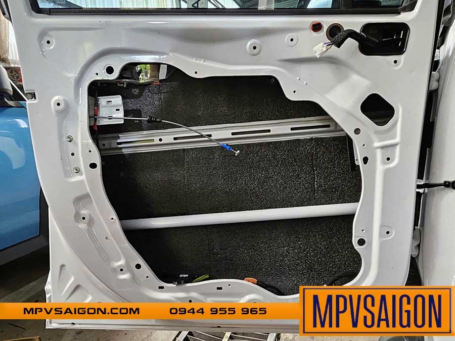 XỬ LÝ CÁCH ÂM VÀ CHỐNG ỒN NEW CARNIVAL 2025 VỚI VẬT LIỆU CHUẨN TỪ DR. ARTEX