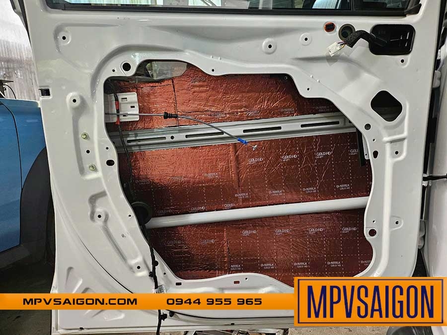 XỬ LÝ CÁCH ÂM VÀ CHỐNG ỒN NEW CARNIVAL 2025 VỚI VẬT LIỆU CHUẨN TỪ DR. ARTEX