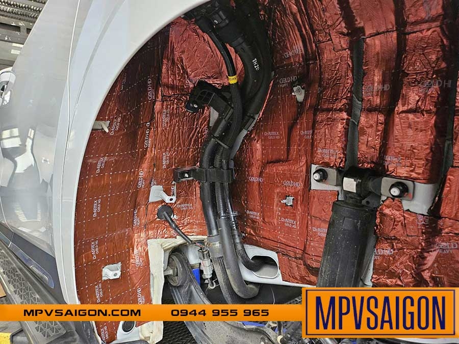 XỬ LÝ CÁCH ÂM VÀ CHỐNG ỒN NEW CARNIVAL 2025 VỚI VẬT LIỆU CHUẨN TỪ DR. ARTEX