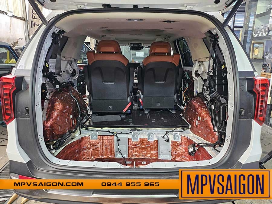 XỬ LÝ CÁCH ÂM VÀ CHỐNG ỒN NEW CARNIVAL 2025 VỚI VẬT LIỆU CHUẨN TỪ DR. ARTEX