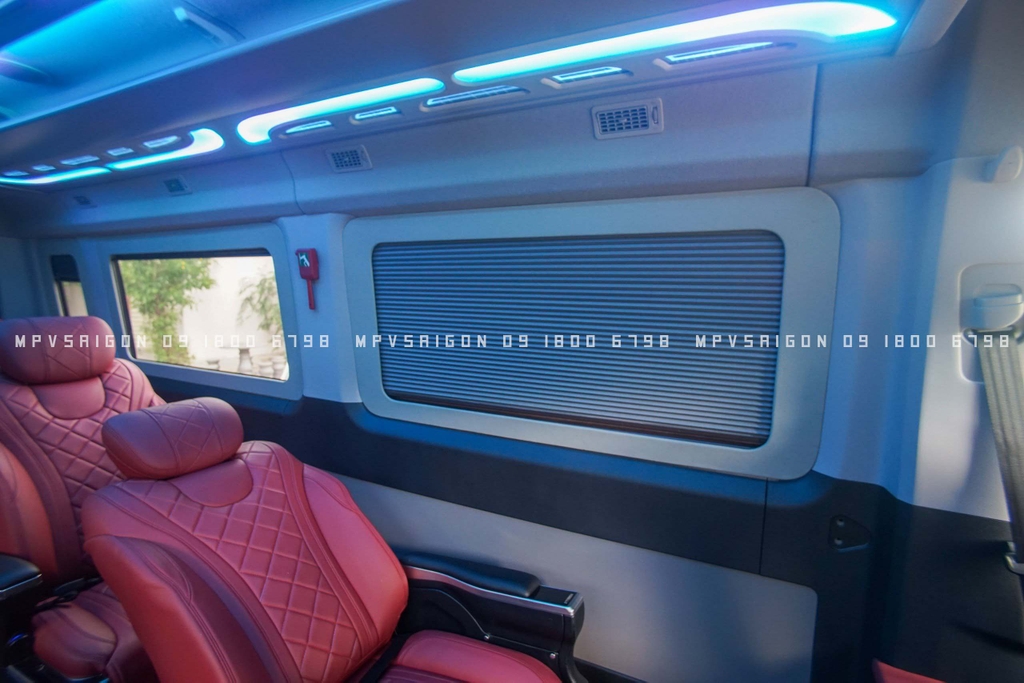 Hyundai Solati - Độ limousine thương gia 10 chỗ 12 chỗ