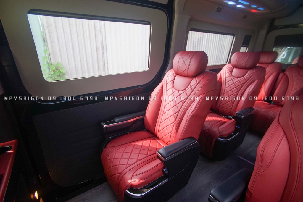 Hyundai Solati - Độ limousine thương gia 10 chỗ 12 chỗ