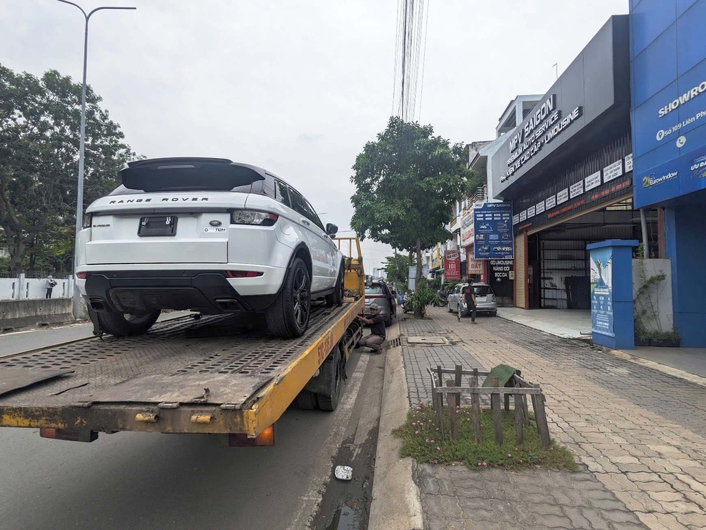 ĐỘ LIMOUSINE CHUẨN THƯƠNG GIA TẠI MPVSAIGON