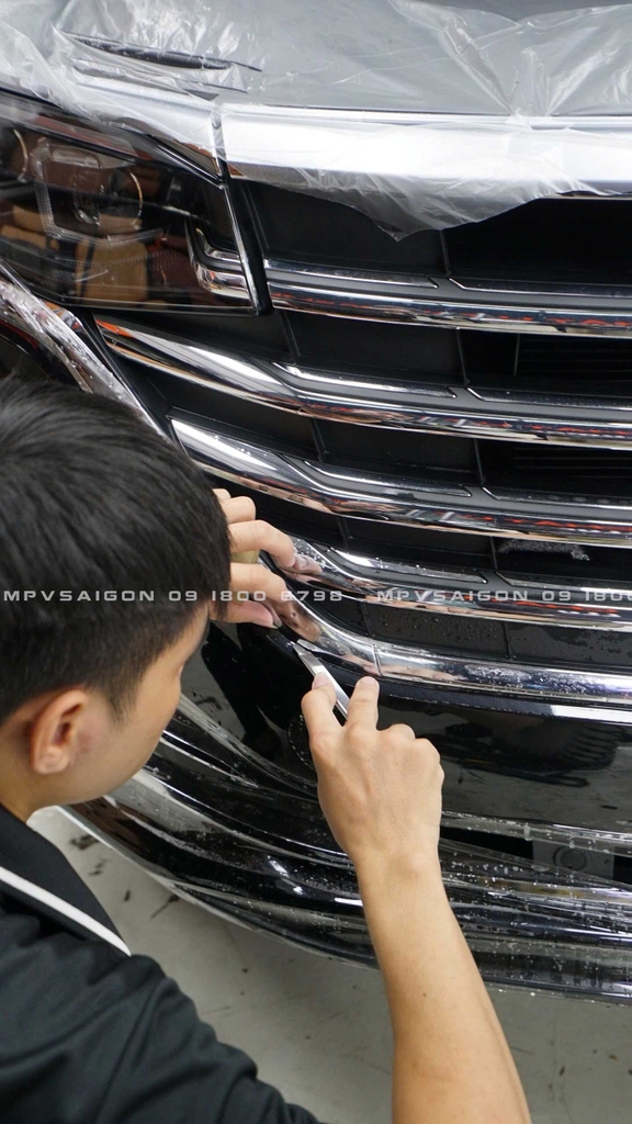 Thi công phủ PPF bảo vệ nội thất và ngoại thất ô tô Ari cho Volkswagen Viloran: Báo giá mới nhất 2024