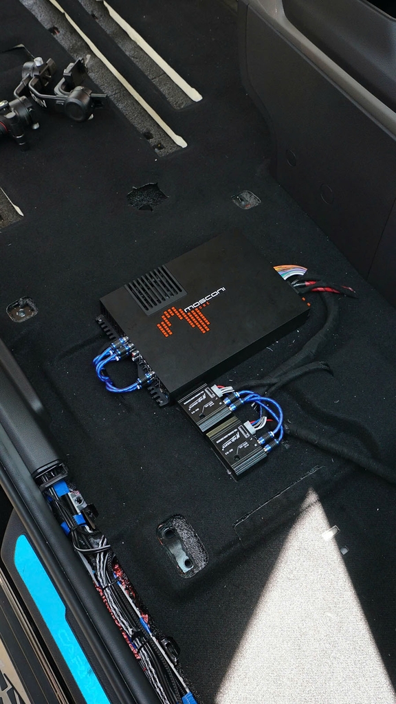 NÂNG CẤP ÂM THANH Ô TÔ TẠI MPVSAIGON