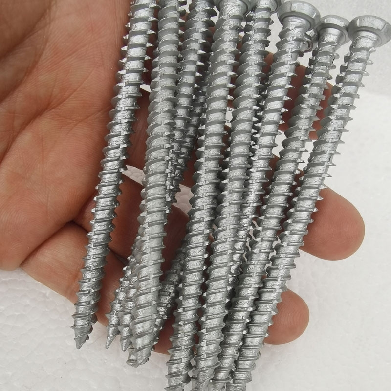 Bảo dưỡng và thay thế vít lắp đặt chi tiết