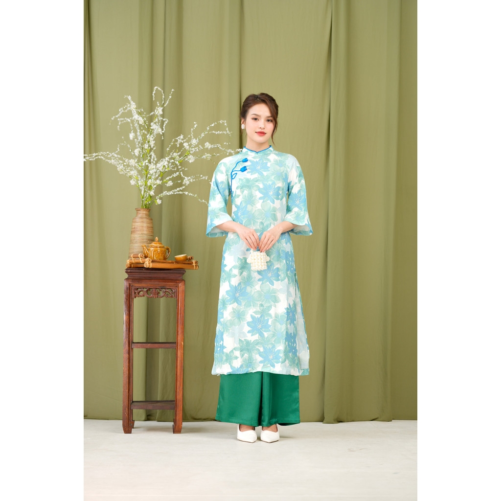 Áo Dài Khả Ngân Chất Liệu Lụa Dày Cổ Tàu Swanlake Xanh - L12002LW01