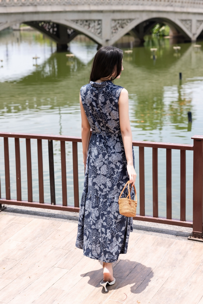 SWANLAKE | Váy Đầm Nữ Vải Linen Cổ Sơ Mi Cài Nút Sát Nách Có Túi Dây Thắt Eo Đuôi Cá Xòe D13691LW01