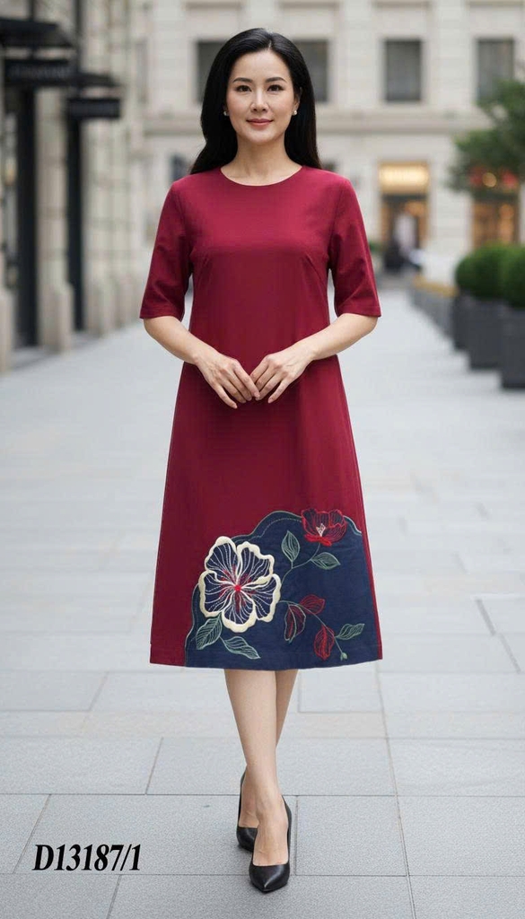 SWANLAKE | Váy Đầm Midi Nữ Phom Suông Cổ Tròn Tay Ngắn Thêu Hoa Chất Vải Linen Dạo Phố D13187LW01