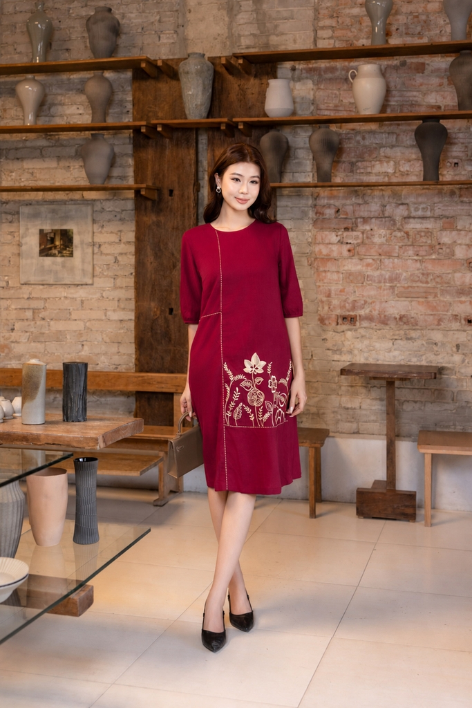 SWANLAKE | Váy Đầm Nữ Midi Suông Cổ Tròn Tay Lỡ Vải Linen Thêu Hoa Cao Cấp Công Sở Dạo Phố D13339LW01