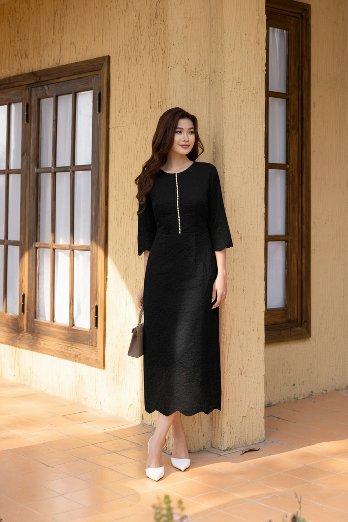 SWANLAKE | Váy Đầm Nữ Phối Ren Hoa Cao Cấp Cổ Tròn Tay Lỡ Chiết Eo Xẻ Tà Tiệc Sang Trọng D13395LW01