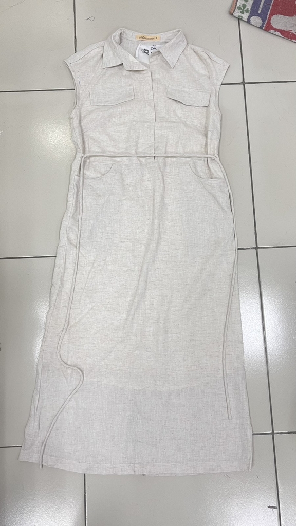 SWANLAKE | Váy Đầm Nữ Suông Vải Linen Cổ Sơ Mi Cài Nút Tay Hến Có Túi Dây Thắt Eo Công Sở D13644LW01
