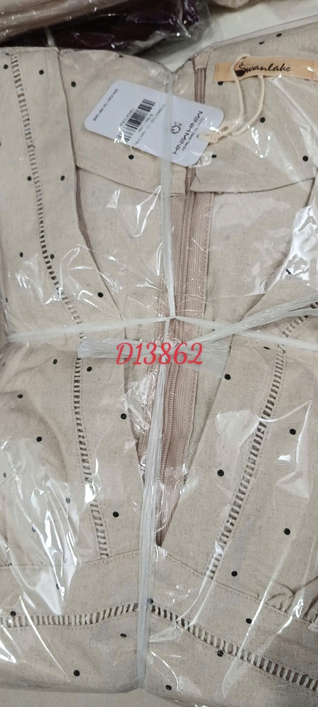 SWANLAKE | Váy Đầm Nữ Dài Dáng Suông Tay Hến Cổ Chữ V Xẻ Sâu Vải Linen Chấm Bi Dạo Phố Hè D13862LW02