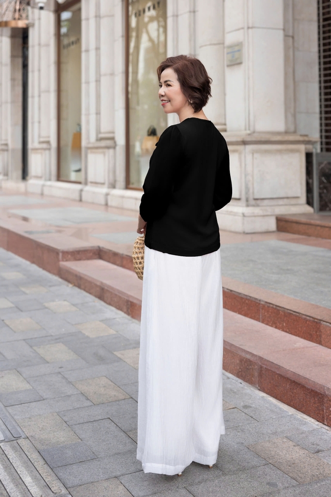 M Collection | Áo Trung Niên Nữ Tặng Mẹ, Tặng Bà Chất Lụa Ngọc Đính Hoa 3D Sang Trọng A12385LW01